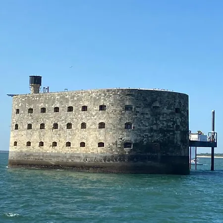 Apartman Centre-ville Au Calme Grand T2 Avec Terrasse