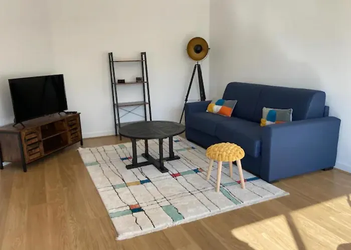 Centre-ville Au Calme Grand T2 Avec Terrasse * ラ・ロシェル